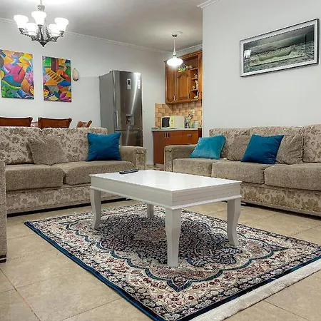 Cozy 3-bedroom - Near Keit Clinic Apartment *