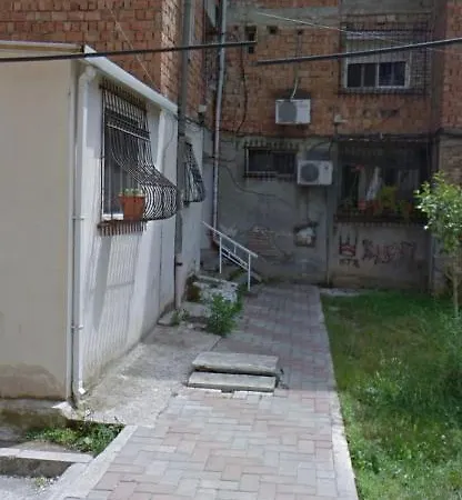 Cozy 3-bedroom - Near Keit Clinic Tirana